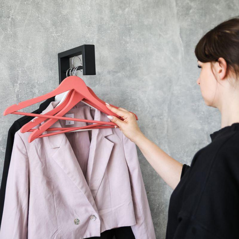 fourfold-wall-hanger